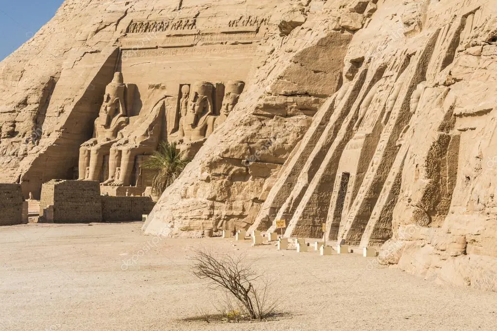 Excursión Abu Simbel por carretera. www.visitasguiadasegipto.com