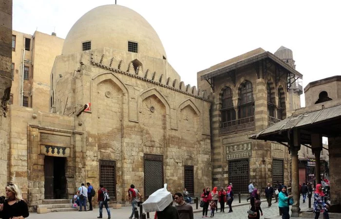 Madrasa-www.visitasguiadasegipto.com