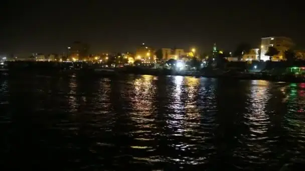 Noche El Nilo-www.visitasguiadasegipto.com