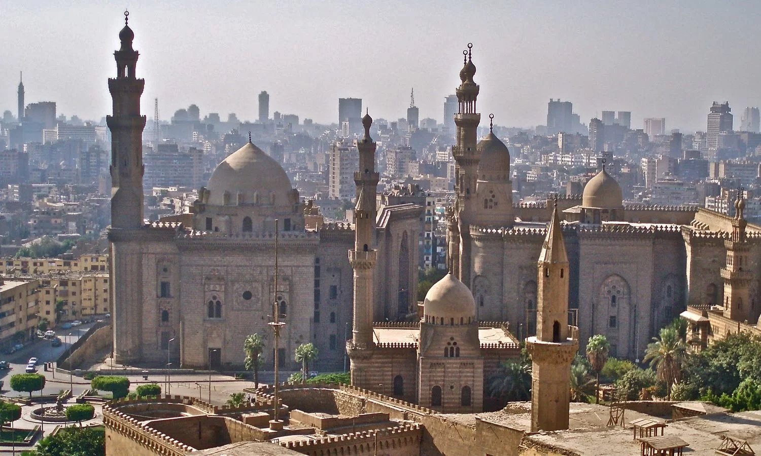 Mezquita Sultán Saladino-www.visitasguiadasegipto.com